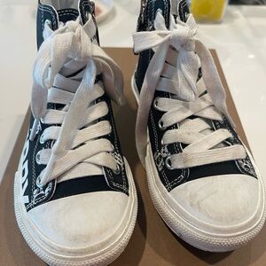 Toddler Burberry sneakers